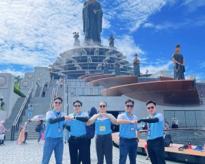 ĐÀI TƯỞNG NIỆM CHIẾN SỸ GIÁO DỤC - KHU DU LỊCH SUN WORLD BÀ ĐEN